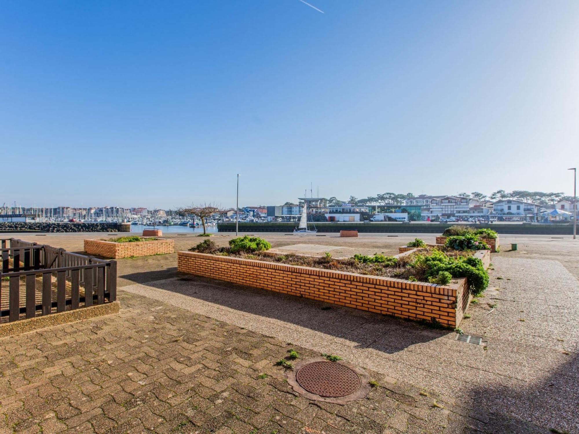 Apartment Les Terrasses Notre Dame Du Port-8 By Interhome 카브레톤 외부 사진