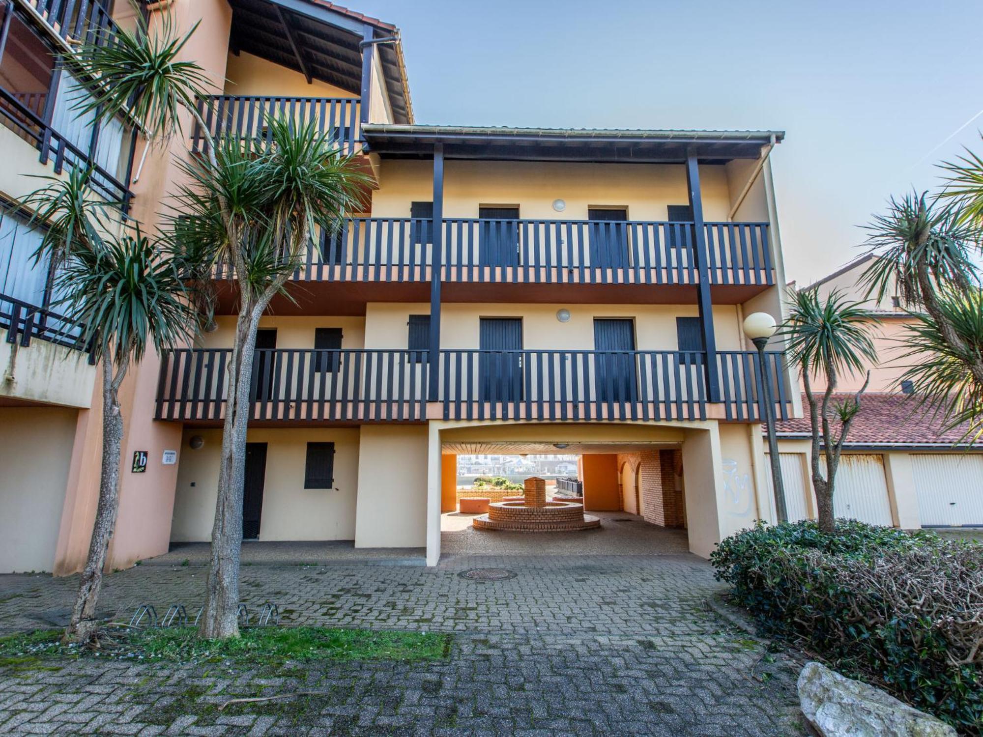 Apartment Les Terrasses Notre Dame Du Port-8 By Interhome 카브레톤 외부 사진
